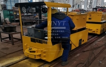 浙江出口型2.5噸井下湘潭蓄電池電機(jī)車出廠測(cè)試