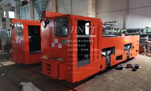 為什么7噸架線式電機(jī)車會(huì)出現(xiàn)牽引力不夠的問(wèn)題？